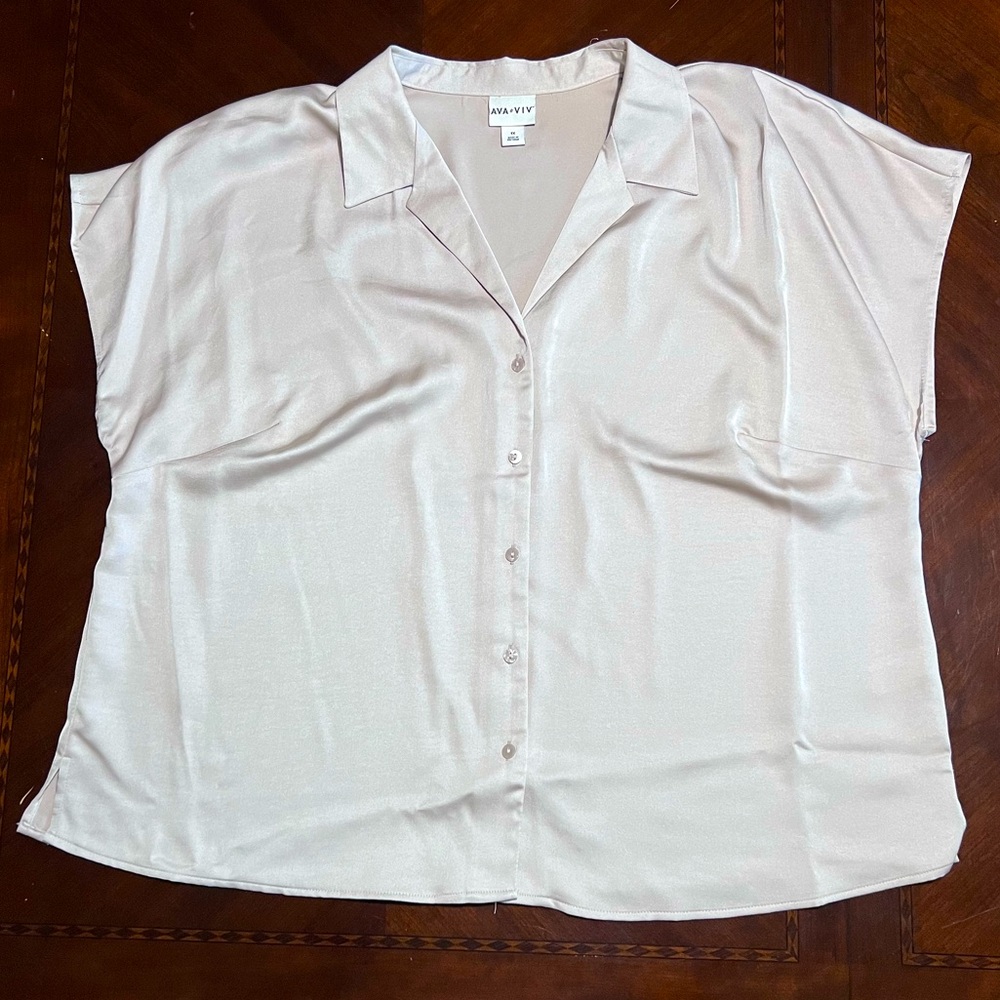 Women's Satin Short Sleeve Button-Front Shirt - Ava & Viv Beige 1X